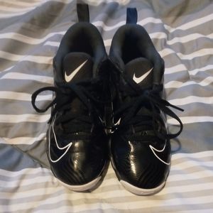 NWOT Kids size 1Year Nike Fast Flex Cleats